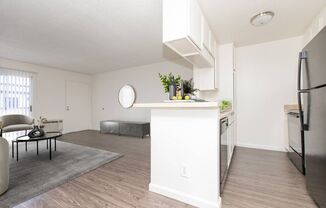 2 beds, 1 bath, 900 sqft, $2,250, Unit 50