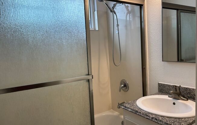 2 beds, 2 baths, 1,000 sqft, $2,675, Unit 227-42