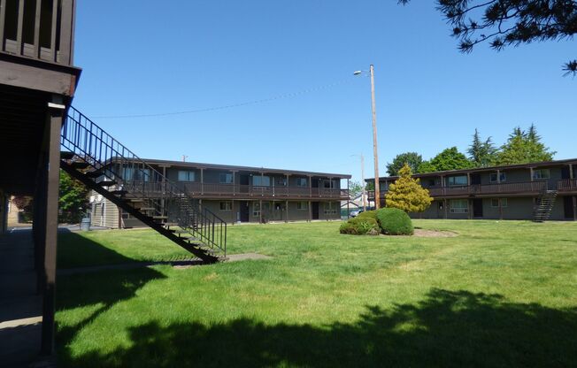 Waular04-Park Place Apartments