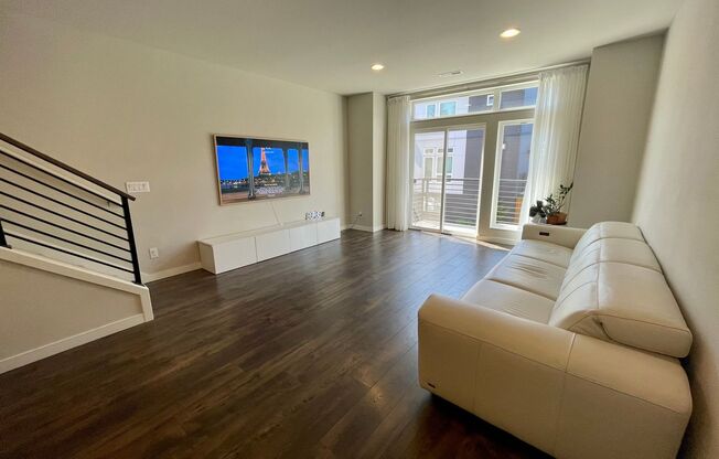 Bellevue Townhouse