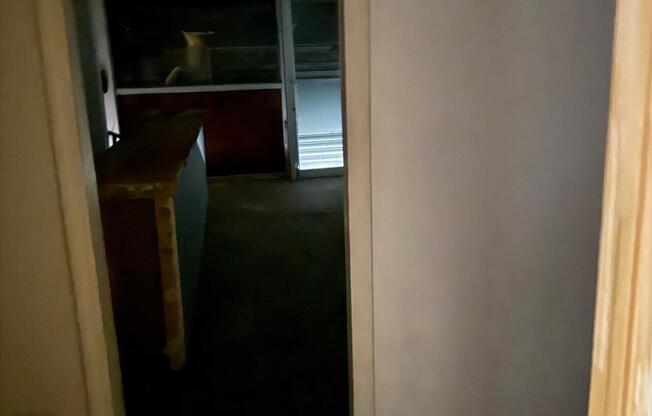 43 46 42