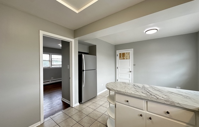 5835 ADDISON
