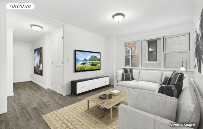 77 E 12 ST