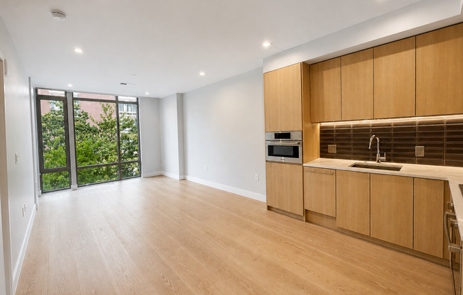 2 beds, 2 baths, 867 sqft, $3,995, Unit 401