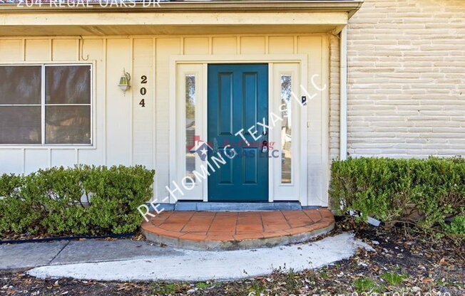 204 REGAL OAKS DR