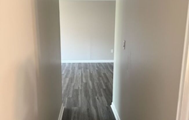 1 bed, 1 bath, 800 sqft, $1,400, Unit 312