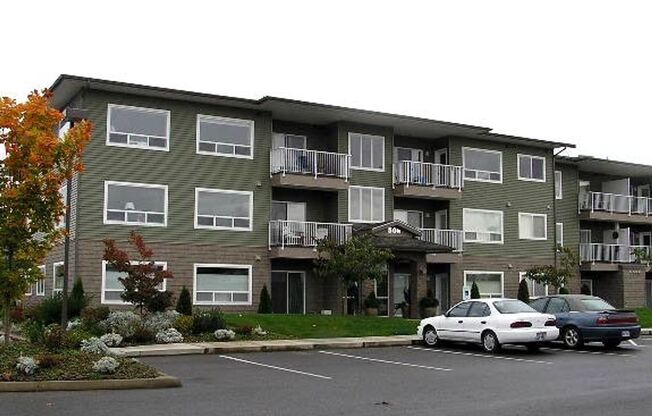 Darby Estates COA - 508 Darby Dr. #102