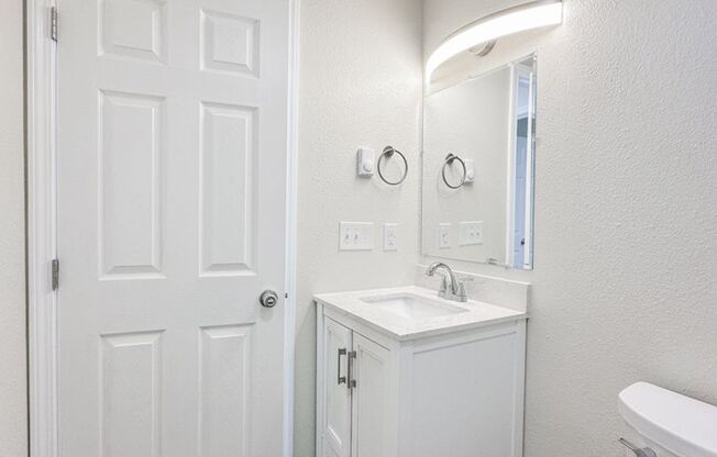 2 beds, 1 bath, 788 sqft, $1,250, Unit 1873C