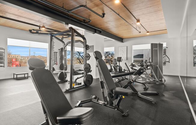 Studio, 1 bath, 540 sqft, $1,665, Unit 416