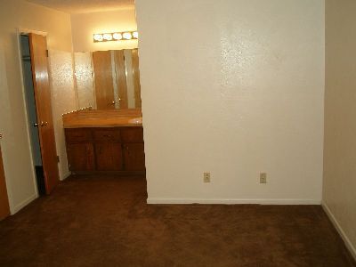 4404 Lake Road: