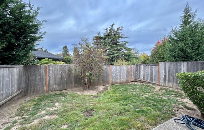 3 beds, 2.5 baths, $2,800