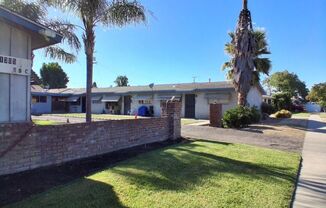 1315 N Garden