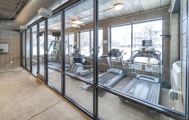 2 beds, 2 baths, 1,031 sqft, $1,425, Unit 3700112