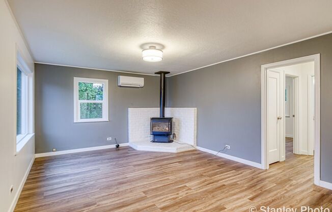 Commercial property  Zoned Office Commercial! Great Location**  Check with County on planned usage