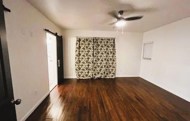 2 beds, 2 baths, 875 sqft, $1,200, Unit 2145 nw 30