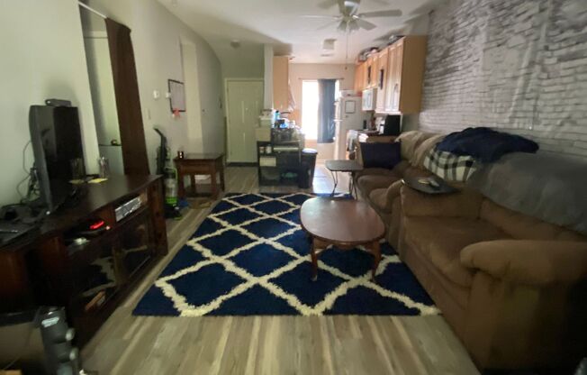 1912 Peach Creek Court