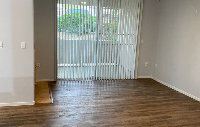3 beds, 2 baths, $1,875, Unit # 1313