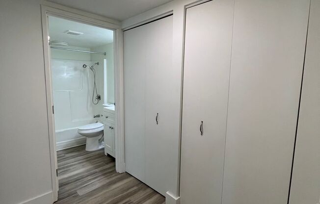 1 bed, 1 bath, 750 sqft, $1,195, Unit 317E