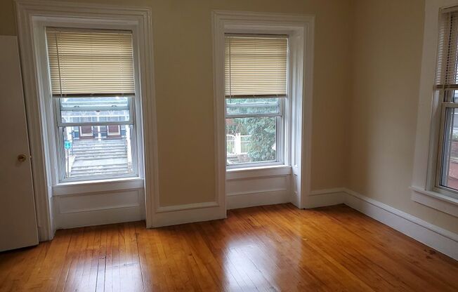 20 Woodland Street