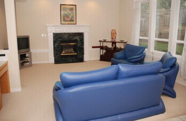 **PENDING** Wonderful West Linn Home!