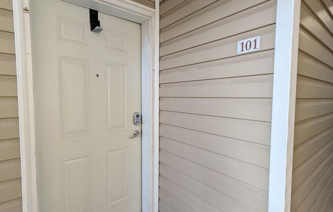 2 beds, 2 baths, 994 sqft, $1,432, Unit A101