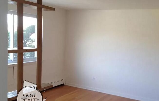4827 West 31st! Great location for walkability!