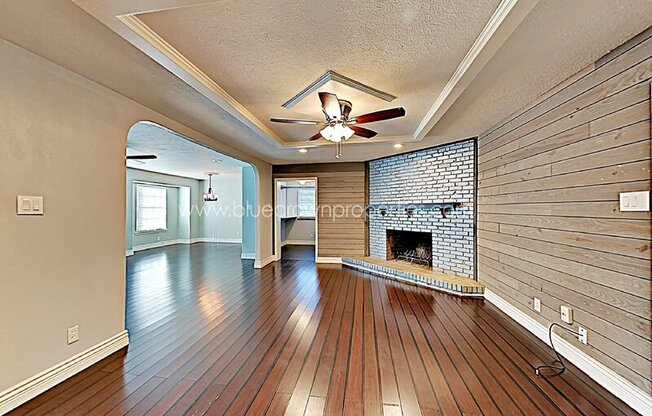 8476 Sweetwood Dr
