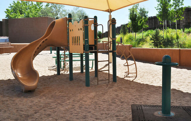 Family friendly apartments Santa Fe with children's playground