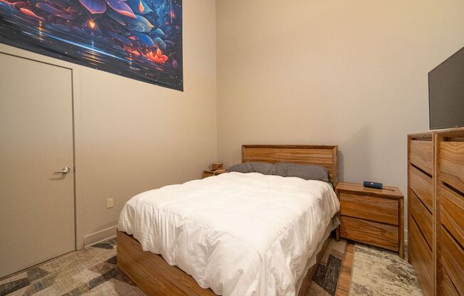 3 beds, 3 baths, $2,500, Unit 107 - C