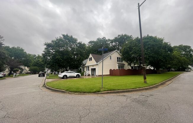 Beautiful home in Riverwalk