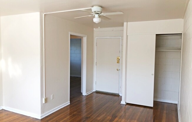1 bed, 1 bath, 560 sqft, $735, Unit 30C3