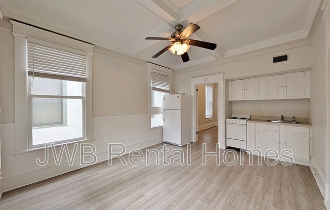 2743 VERNON TER