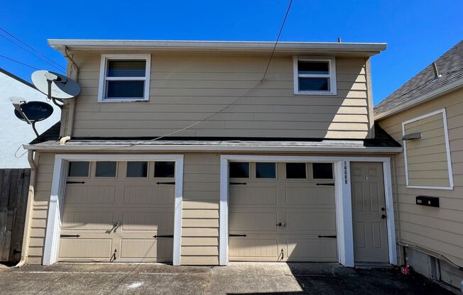 12935 SW Beaverdam Road ~ Super Convenient Location!
