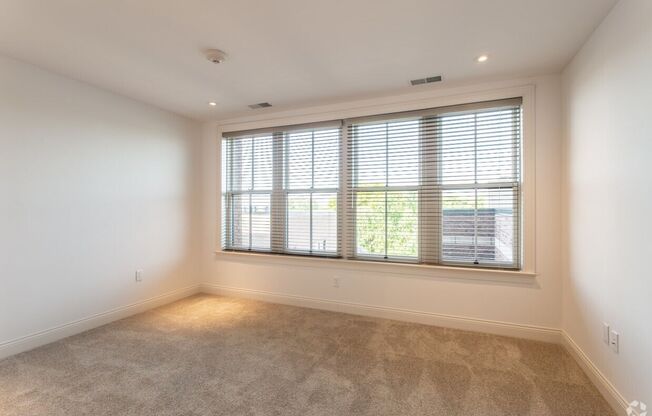 2 beds, 2 baths, 1,553 sqft, $6,460, Unit 508W