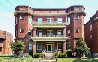 417 Kensington Ct
