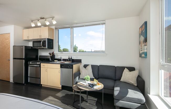 5216 Brooklyn Ave NE