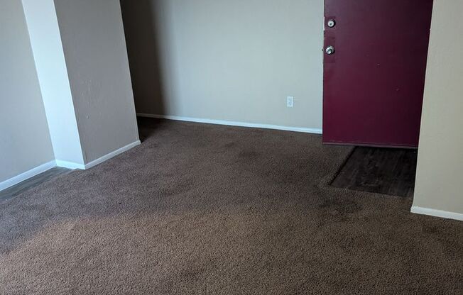 1 bed, 1 bath, 550 sqft, $795