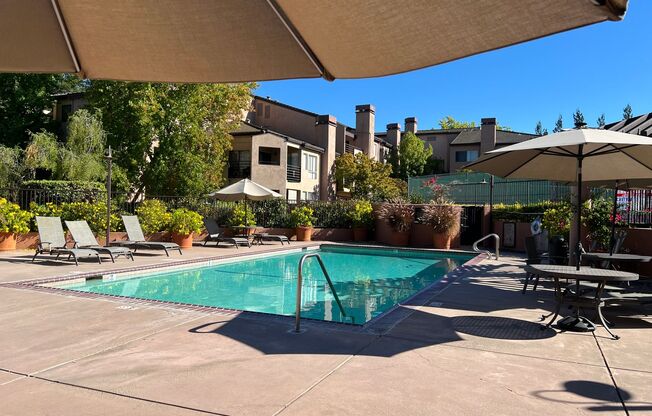 2 beds, 1 bath, $2,800, Unit Unit 105