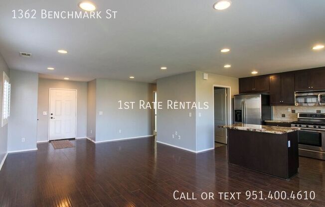 1362 BENCHMARK ST