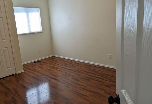 3 beds, 1 bath, $1,995, Unit #A