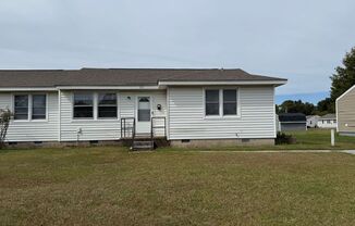 Nice 3 bedroom, 1 bath Duplex