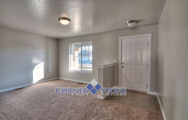 Spacious Home with Bonus Room/Office!