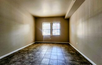 4850 W Adams St
