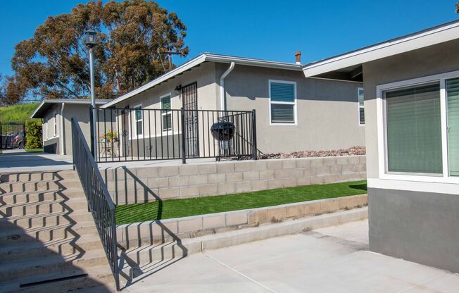 4519-4533 1/2 Delta Street
