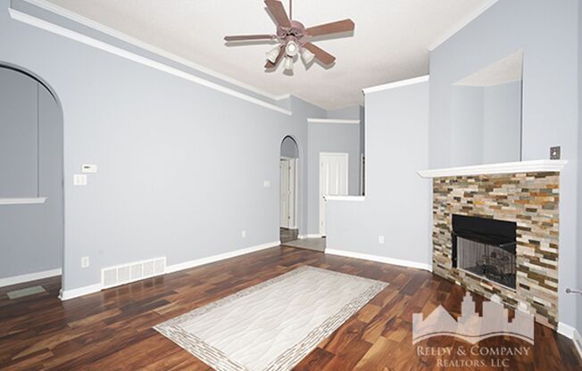 Welcome to 6818 Manslick Rd!