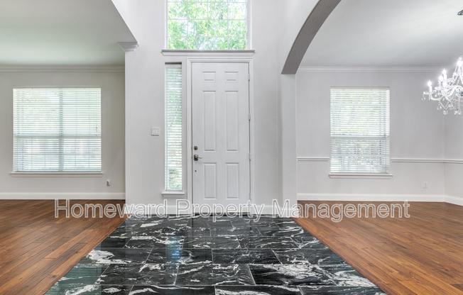 7526 GREENVALLEY LN