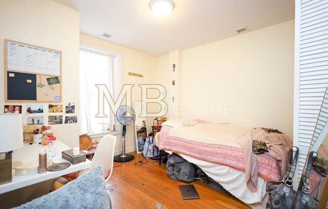 3 beds, 1 bath, 750 sqft, $4,900, Unit 501
