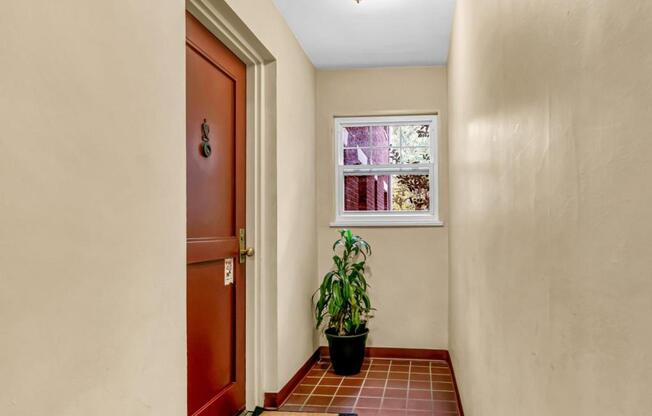 1400 12 ST N