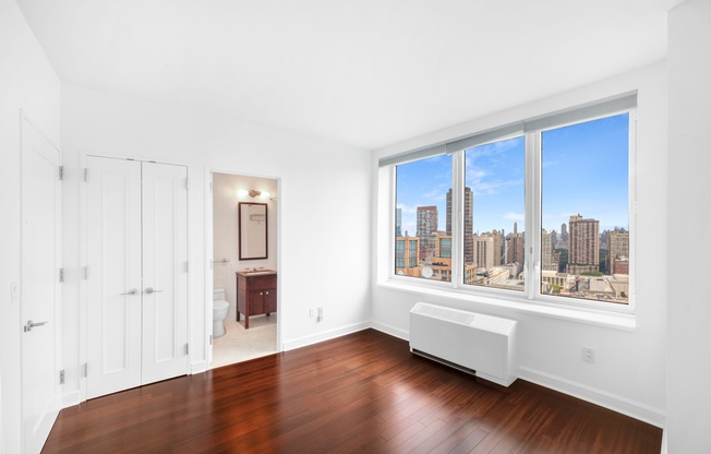 4 beds, 3.5 baths, 3,056 sqft, $24,995, Unit PH-2A