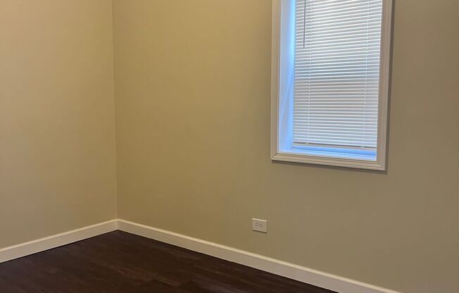 [5026-32] W Madison LLC